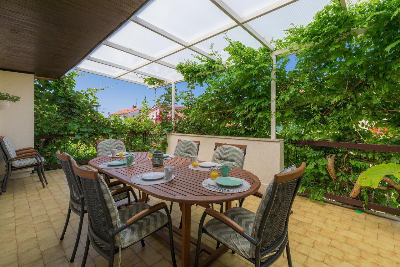 Villa Toni Umag Bagian luar foto